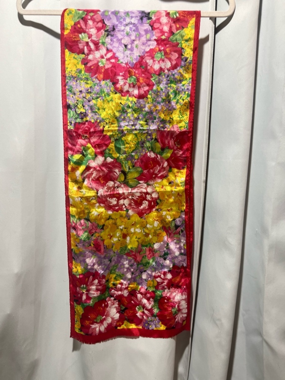 Oscar de la Renta 100% Silk Floral Scarf Red Yellow Purple Vibrant Garden Print - Picture 2 of 5